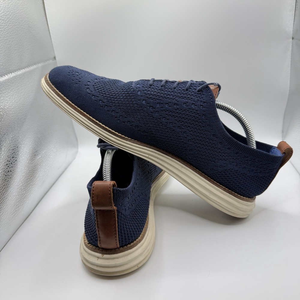 Cole Haan® (Men's 9.5 M) Original Grand Stitchlite™ Wingtip Oxford in Navy/Ivory